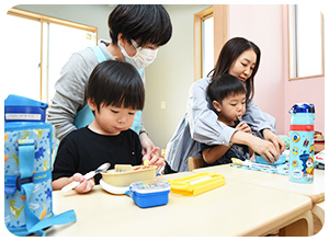 昼食・検温